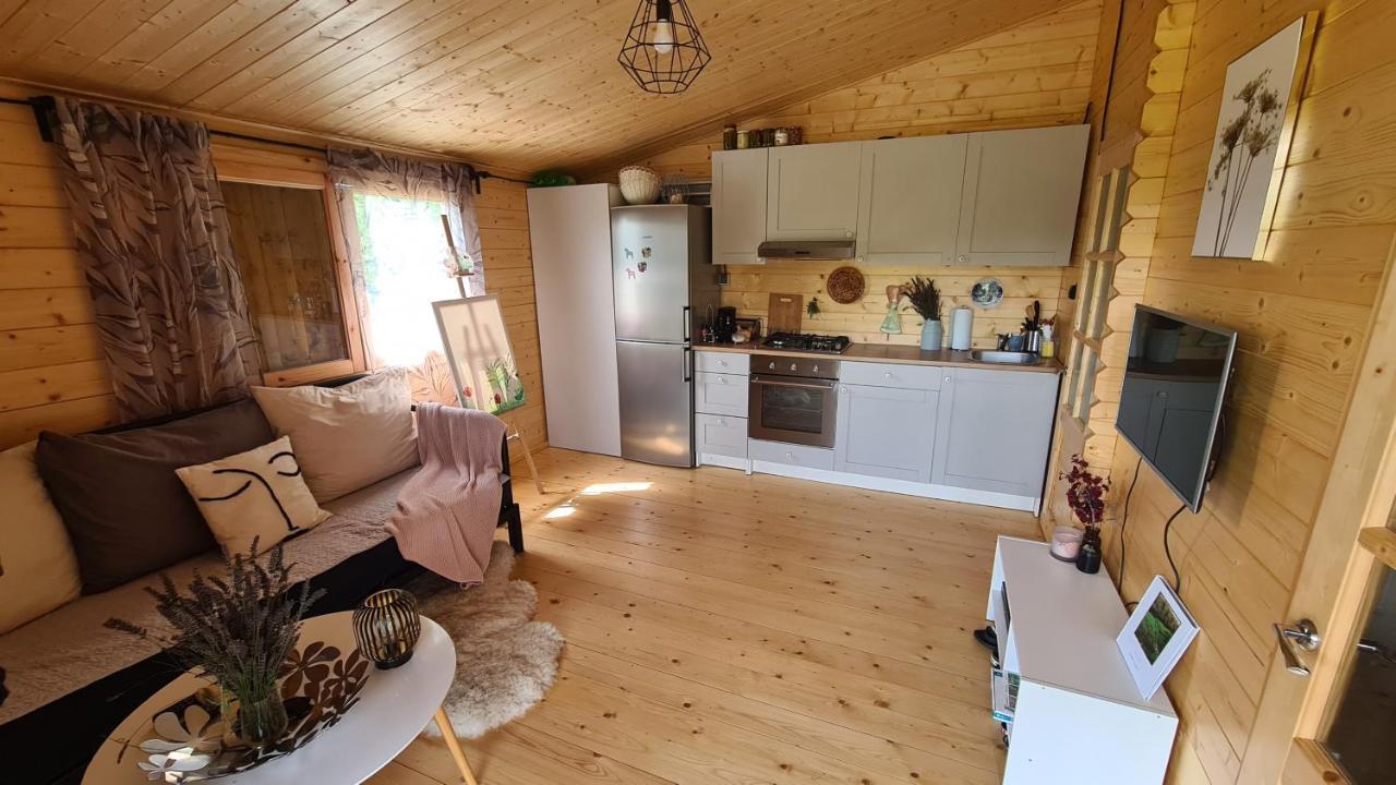Holiday home Letniskowy Z Jacuzzi Nad Rzeka Bzura