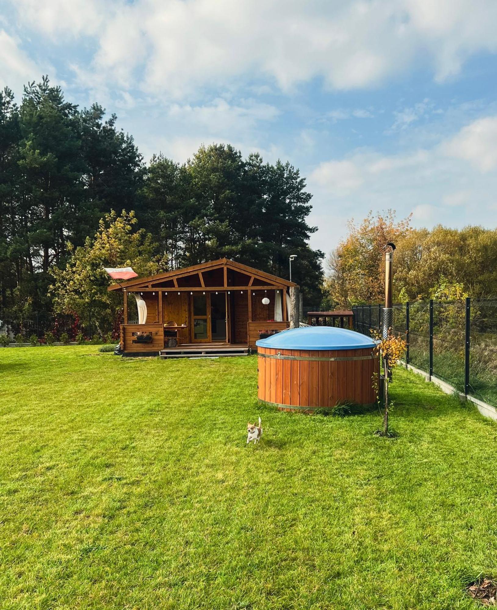 Letniskowy Z Jacuzzi Nad Rzeka Bzura Zukow (Sochaczew)